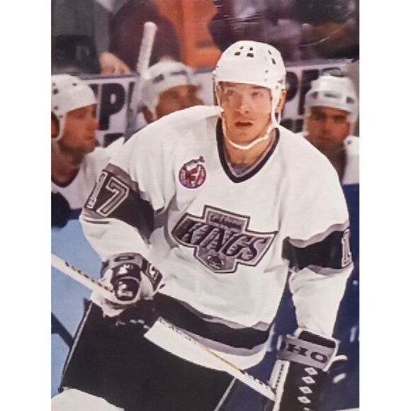 NHL Hockey Legend LA Kings JARI KURRI Vintage Original Autograph Picture Framed - Picture 2 of 8